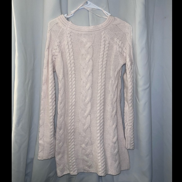 Light Pink Cable Knit Crew neck Sweater Thick Long Tunic NWOT - Picture 2 of 4